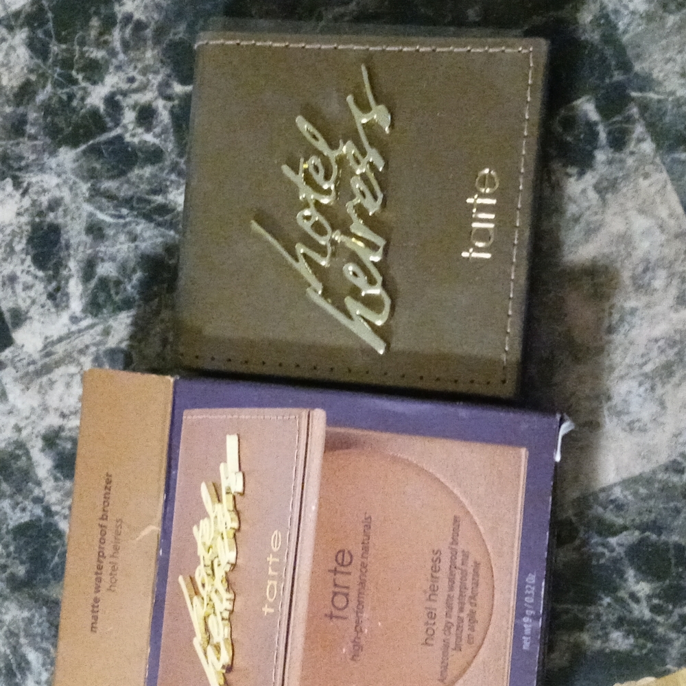 Tarte  Hotel Heiresss